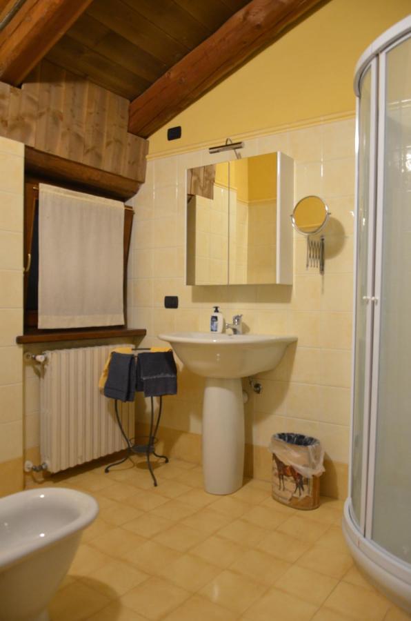 פינרולו B&B Il Castelletto מראה חיצוני תמונה